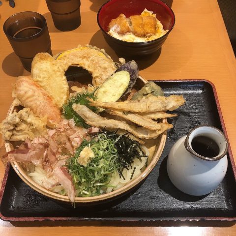 博多駅まで徒歩で行けますよ！